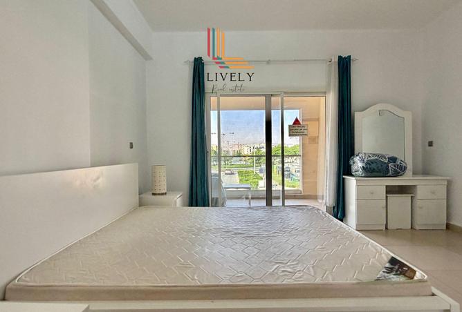 1003911 - Property Image 3