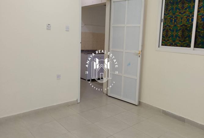 951704 - Property Image 2