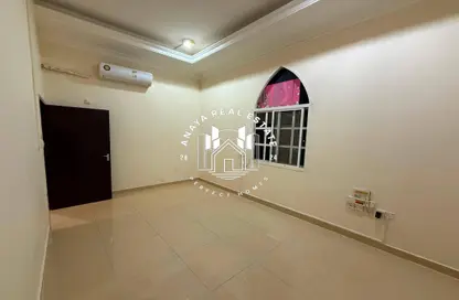 Apartment - 1 Bedroom - 1 Bathroom for rent in Ain Khaled - Doha