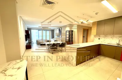 Apartment - 2 Bedrooms - 4 Bathrooms for sale in Marina Tower 12 - Marina District - Lusail