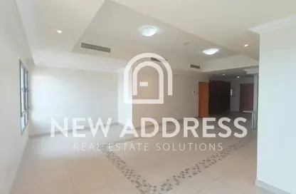 Apartment - Studio - 1 Bathroom for rent in Porto Arabia - The Pearl Island - Doha