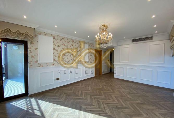 965184 - Property Image 2