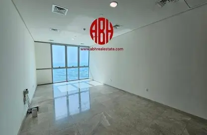 Apartment - 2 Bedrooms - 3 Bathrooms for rent in Zig Zag Tower A - Zig Zag Towers - West Bay - Doha