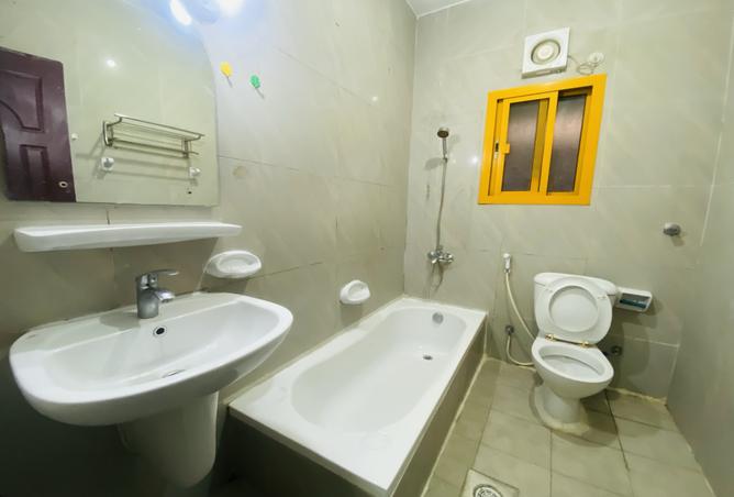 1005858 - Property Image 3