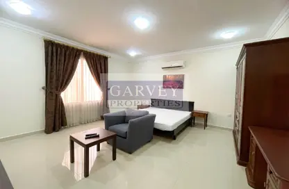 Apartment - 1 Bedroom - 1 Bathroom for rent in Al Dafna - Al Dafna - Doha