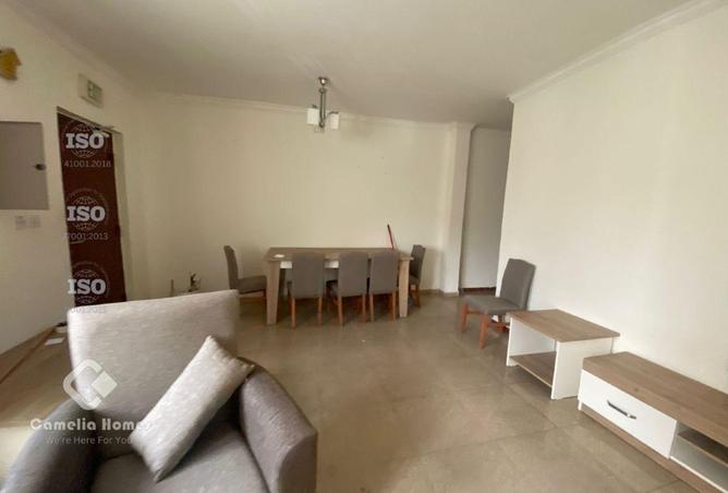 915557 - Property Image 3