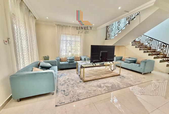 967819 - Property Main Image