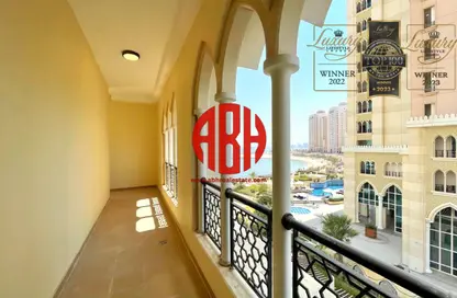 شقة - 3 غرف نوم - 4 حمامات للايجار في فيفا غرب - فيفا بحرية - جزيرة اللؤلؤة - الدوحة