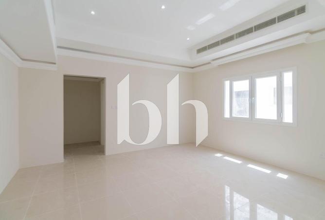 978784 - Property Image 2