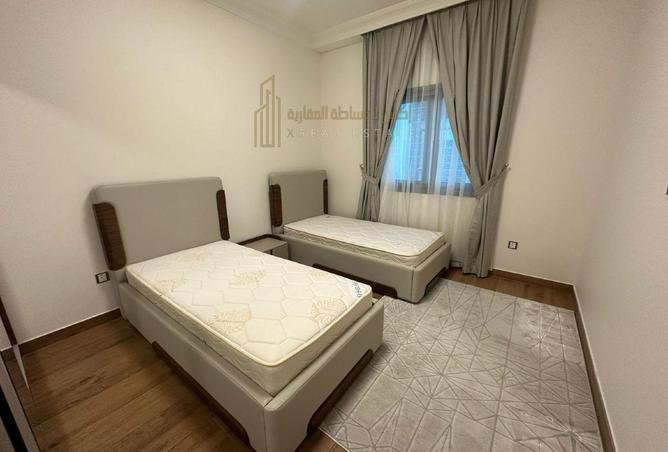 967152 - Property Image 3