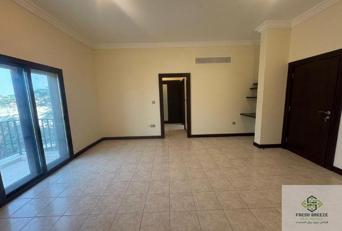 969211 - Property Image 3