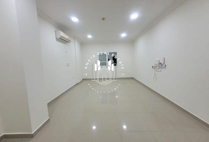 998881 - Property Main Image