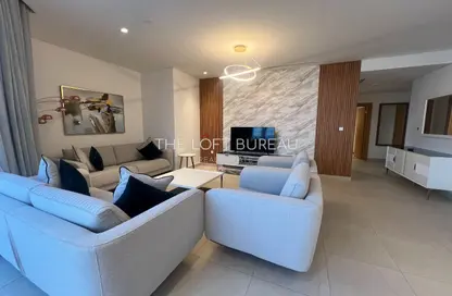Apartment - 3 Bedrooms - 4 Bathrooms for rent in Floresta Gardens - Floresta Gardens - The Pearl Island - Doha