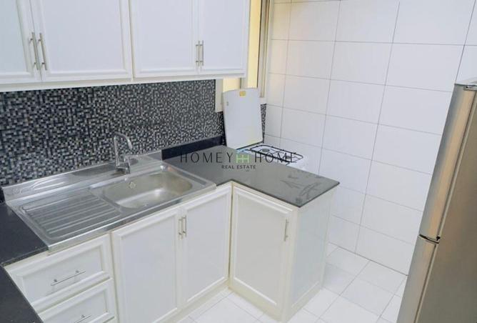 932125 - Property Image 3