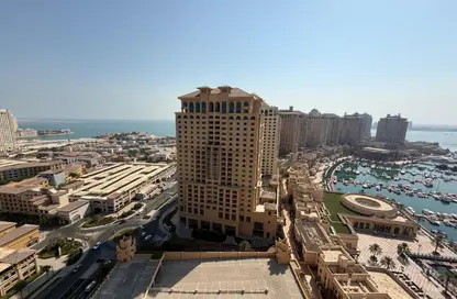 Apartment - 2 Bedrooms - 3 Bathrooms for rent in East Porto Drive - Porto Arabia - The Pearl Island - Doha