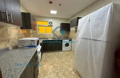 شقة - 2 غرف نوم - 2 حمامات للايجار في مبنى 36 - فريج بن محمود الشمالي - فريج بن محمود - الدوحة