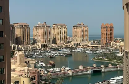 Apartment - 2 Bedrooms - 3 Bathrooms for sale in Tower 4 - Porto Arabia - The Pearl Island - Doha
