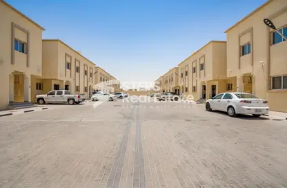 مجمع سكني - 6 غرف نوم - 6 حمامات للبيع في Al Sakhama - الدوحة