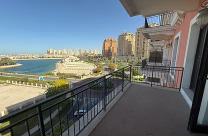 Apartment - 3 Bedrooms - 4 Bathrooms for rent in Carnaval - Qanat Quartier - The Pearl Island - Doha