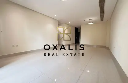 Apartment - 2 Bedrooms - 2 Bathrooms for rent in Marina Tower 02 - Marina District - Lusail