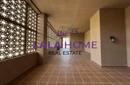 Apartment - 2 Bedrooms - 3 Bathrooms for rent in East Porto Drive - Porto Arabia - The Pearl Island - Doha Apartment - 2 Bedrooms - 3 Bathrooms for rent in East Porto Drive - Porto Arabia - The Pearl Island - Doha