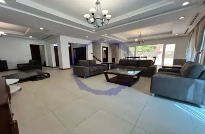 Living Room image for: Villa - 4 Bedrooms - 5 Bathrooms for rent in West Bay Villas - West Bay - West Bay - Doha, Image 1