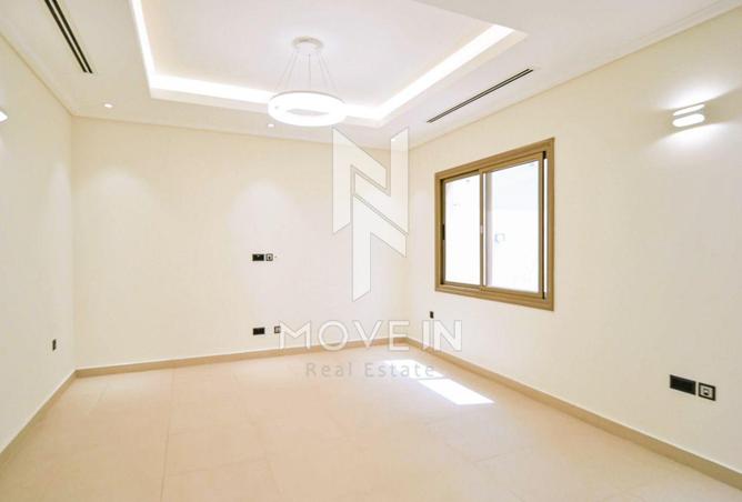 951276 - Property Image 3