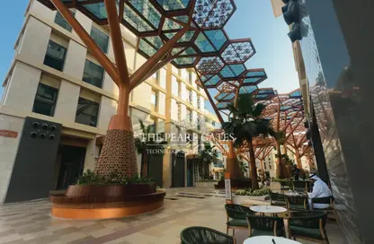 Apartment - 1 Bedroom - 2 Bathrooms for rent in Crystal Residence - The Pearl Island - Doha