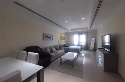 Apartment - Studio - 1 Bathroom for rent in West Porto Drive - Porto Arabia - The Pearl Island - Doha