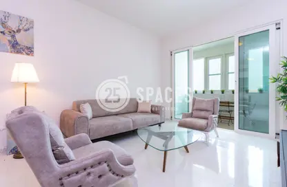 Apartment - 2 Bedrooms - 3 Bathrooms for sale in Viva East - Viva Bahriyah - The Pearl Island - Doha