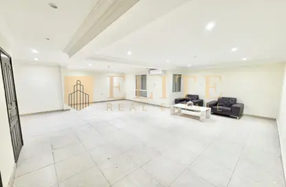 Apartment - 1 Bedroom - 2 Bathrooms for rent in Al Nasr Street - Al Nasr - Doha