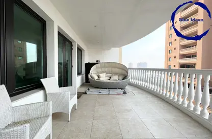 Apartment - 3 Bedrooms - 4 Bathrooms for sale in East Porto Drive - Porto Arabia - The Pearl Island - Doha