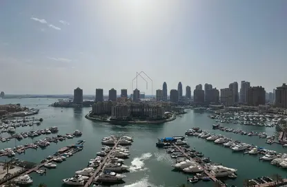 Apartment - 2 Bedrooms - 2 Bathrooms for rent in West Porto Drive - Porto Arabia - The Pearl Island - Doha