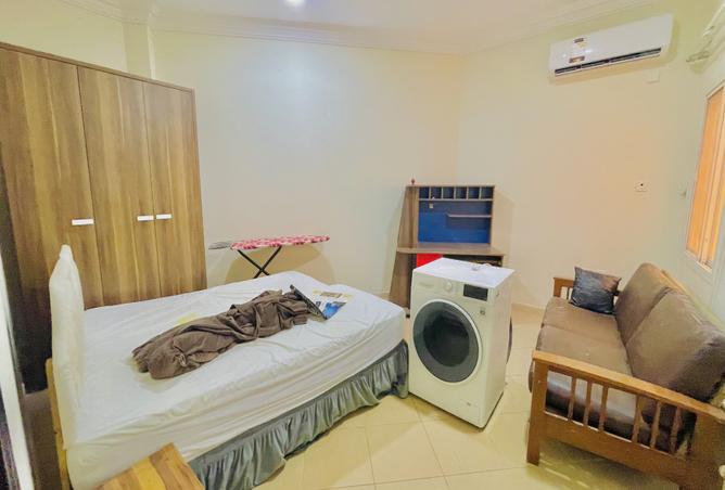 954767 - Property Image 3