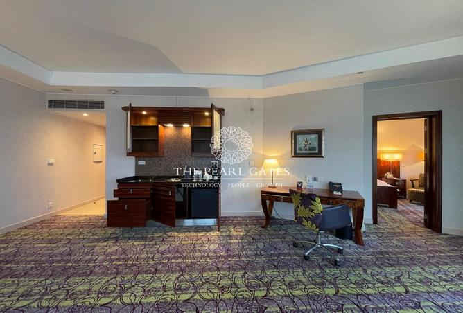 982511 - Property Image 2