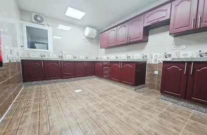 Apartment - 2 Bedrooms - 2 Bathrooms for rent in Tadmur Street - Old Airport Road - Doha