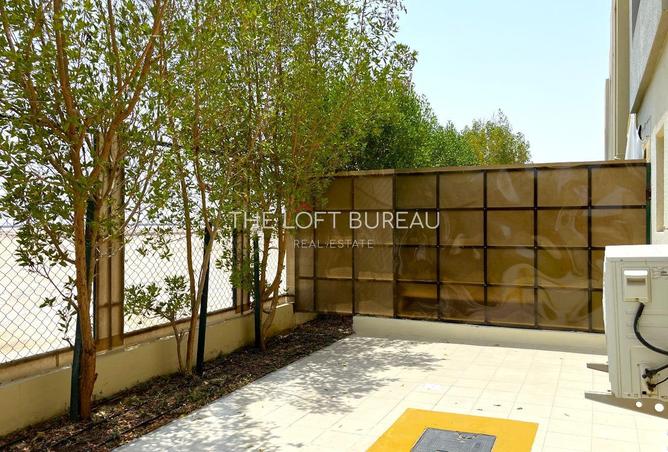 909204 - Property Image 3