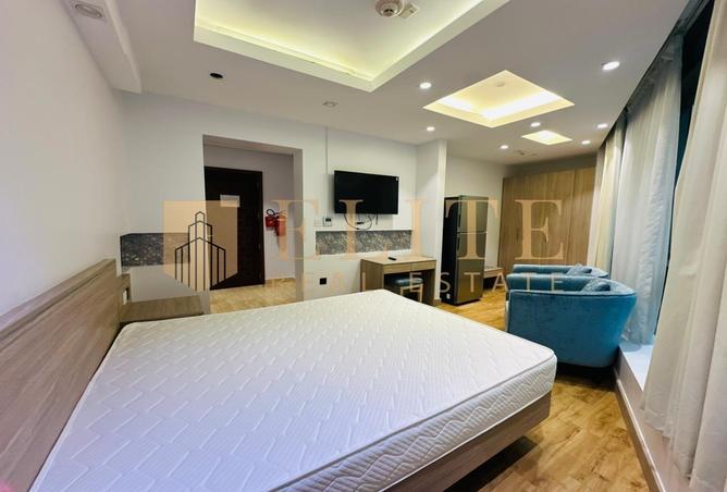 999869 - Property Image 2