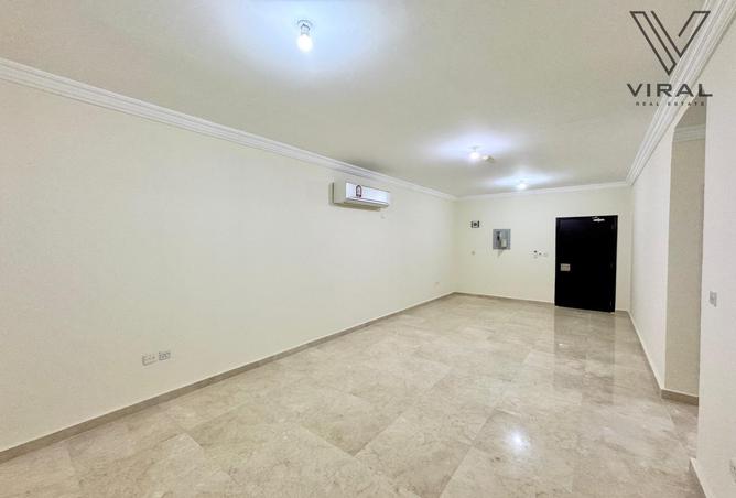 960817 - Property Main Image