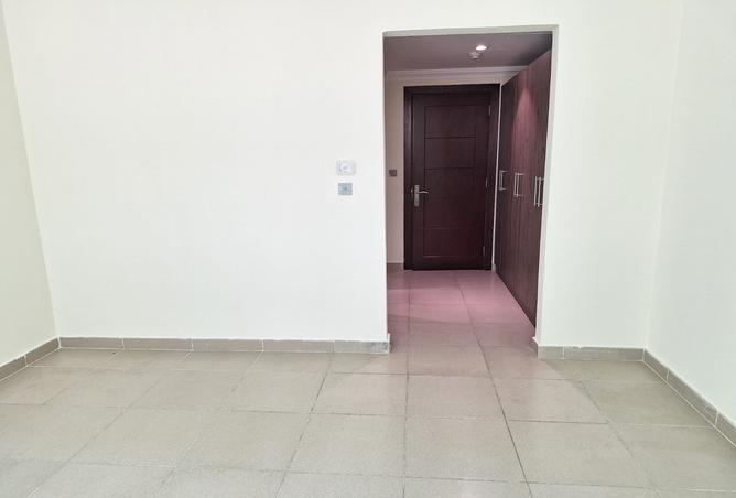 940749 - Property Image 3