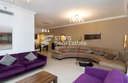 Apartment - 2 Bedrooms - 3 Bathrooms for rent in Al Shatt Street - West Bay - Doha