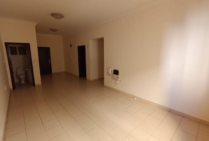 1010385 - Property Image 2