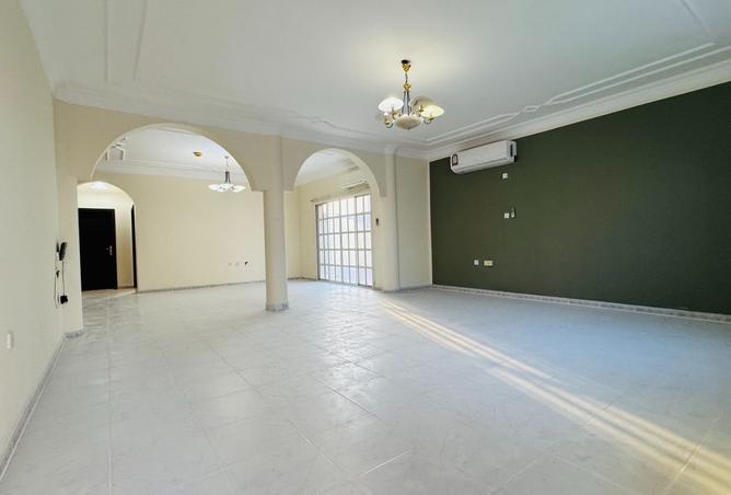 922878 - Property Main Image