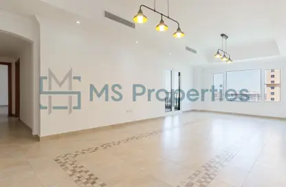 Apartment - 2 Bedrooms - 3 Bathrooms for rent in West Porto Drive - Porto Arabia - The Pearl Island - Doha