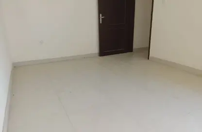 Apartment - 2 Bedrooms - 2 Bathrooms for rent in Al Khazin Street - Madinat Khalifa South - Madinat Khalifa - Doha