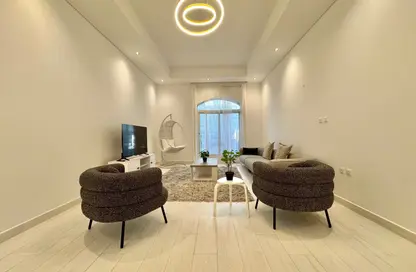 شقة - غرفة نوم - 2 حمامات للايجار في فوكس هيلز اي 13 - فوكس هيلز - الوسيل