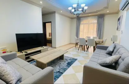 Apartment - 2 Bedrooms - 2 Bathrooms for rent in Asim Bin Omar Street - Al Mansoura - Doha