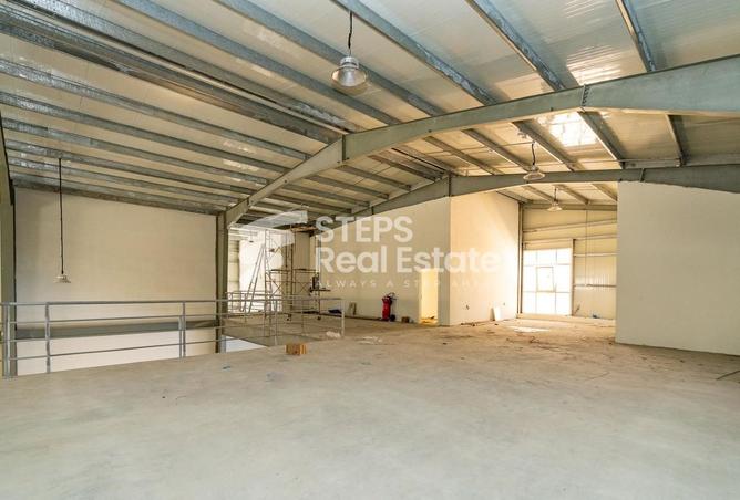 940908 - Property Image 3