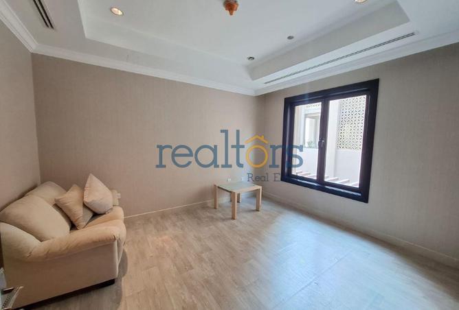 991945 - Property Image 3