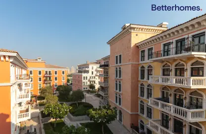 Apartment - 1 Bedroom - 2 Bathrooms for rent in Carnaval - Qanat Quartier - The Pearl Island - Doha
